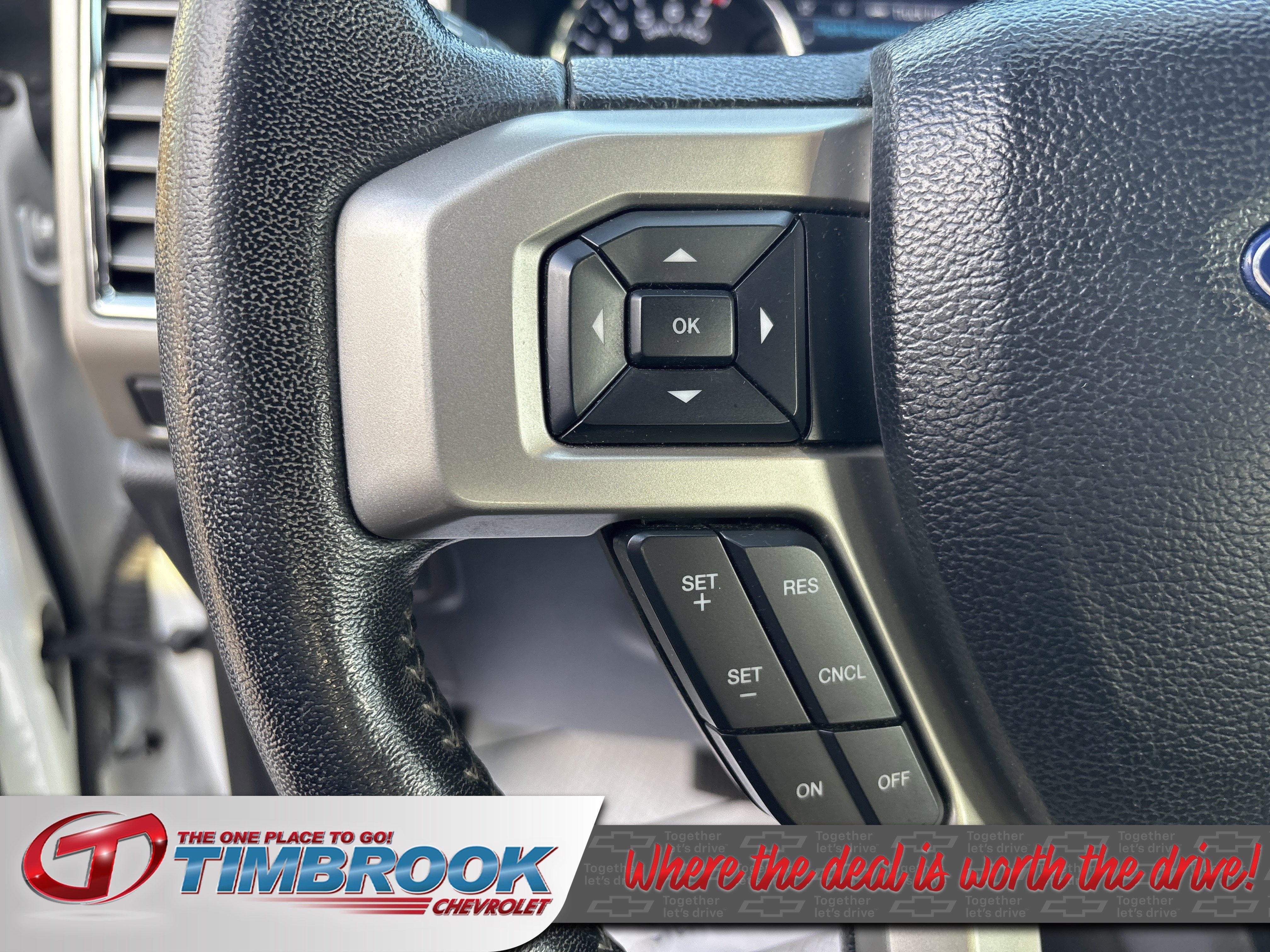 2017 Ford Super Duty F-250 SRW Lariat