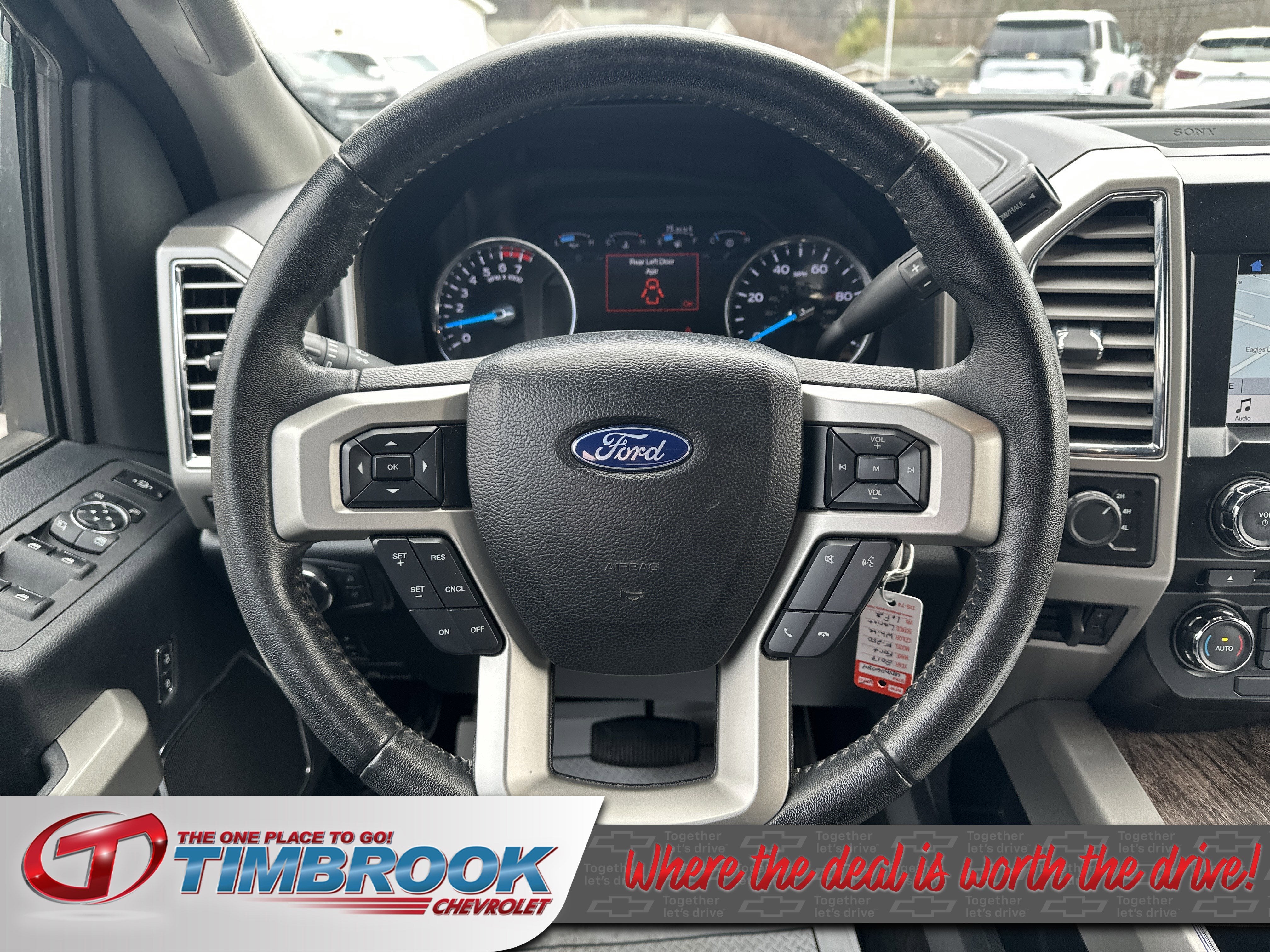 2017 Ford Super Duty F-250 SRW Lariat