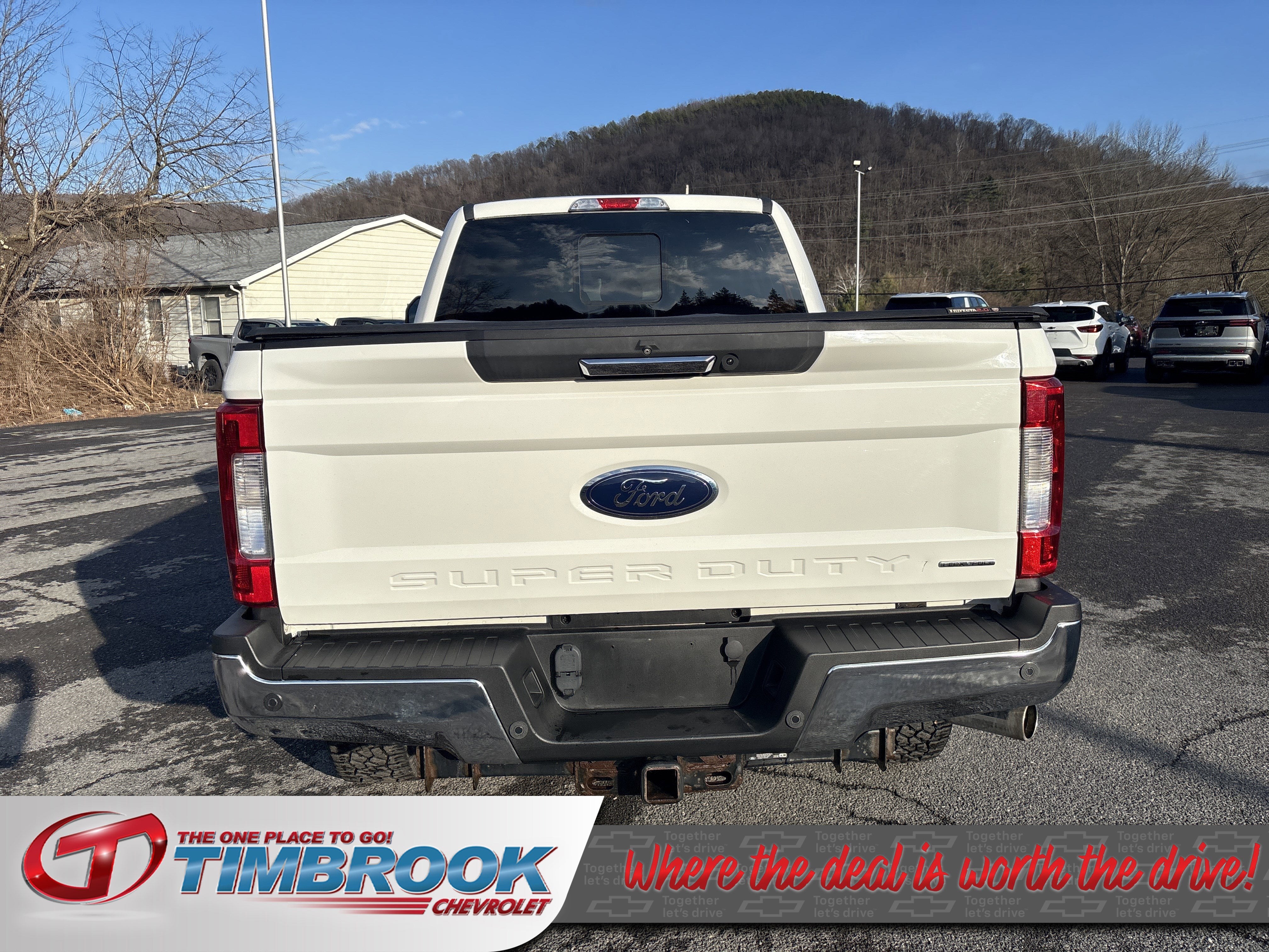 2017 Ford Super Duty F-250 SRW Lariat