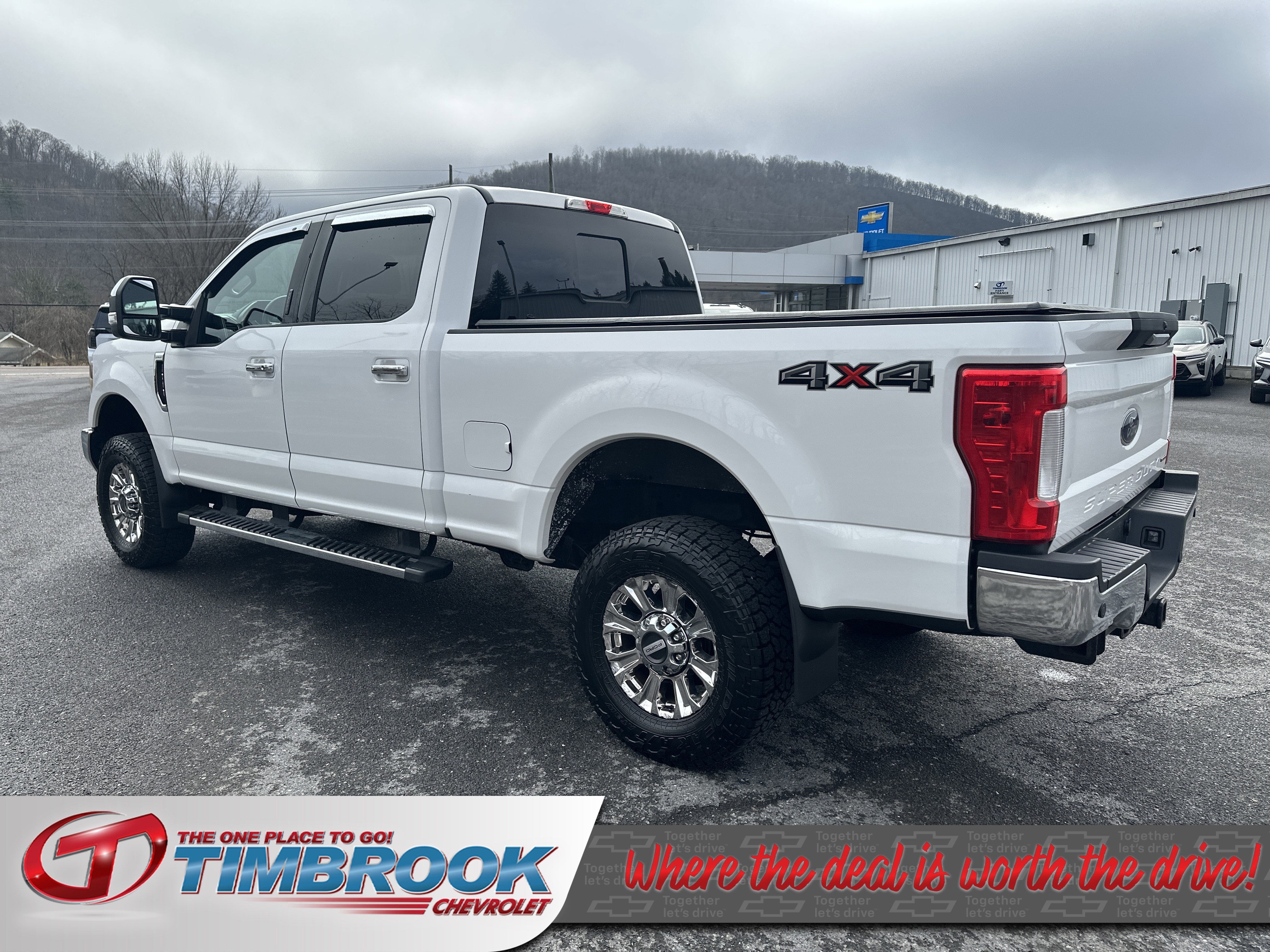 2017 Ford Super Duty F-250 SRW Lariat