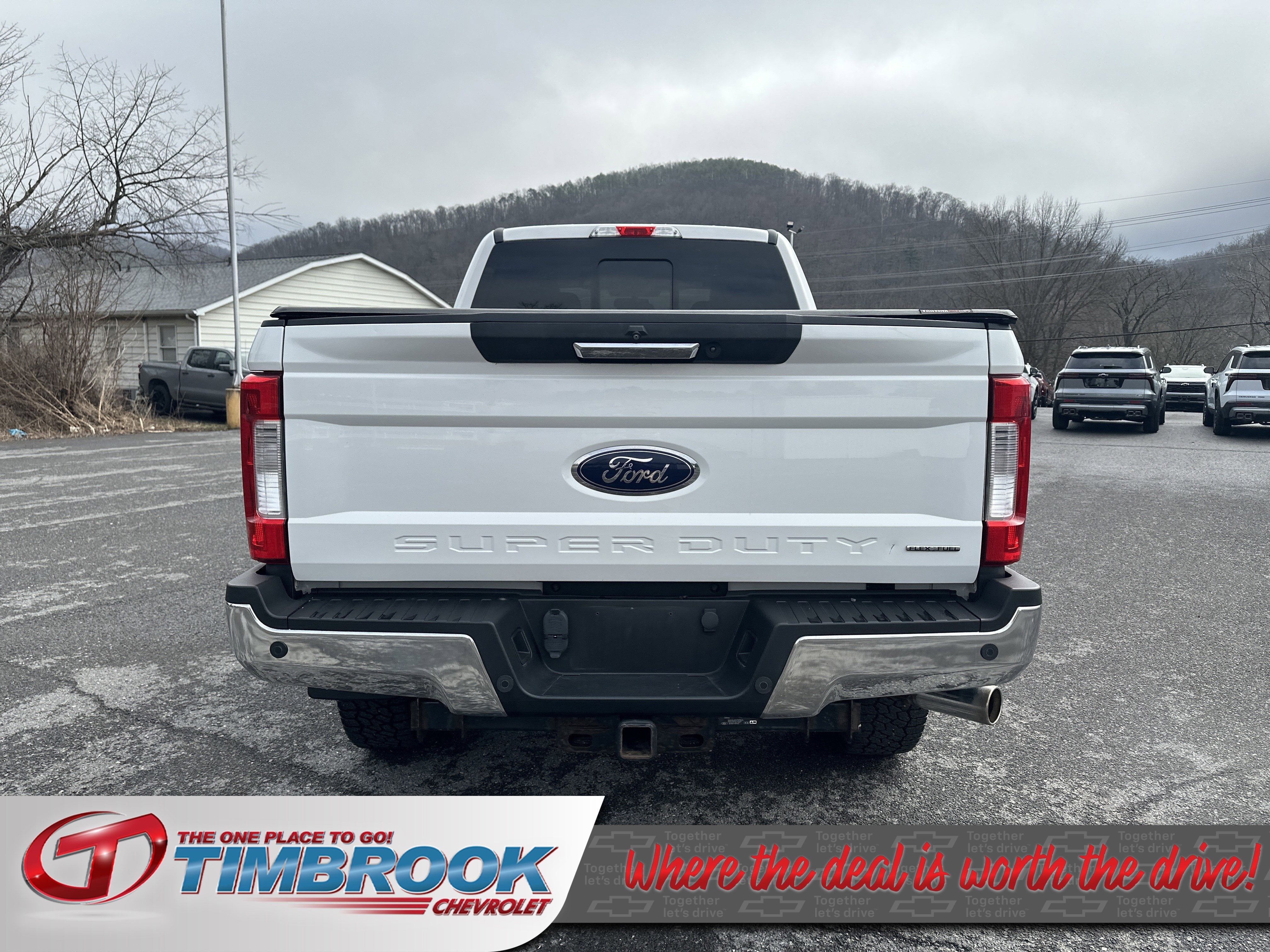 2017 Ford Super Duty F-250 SRW Lariat