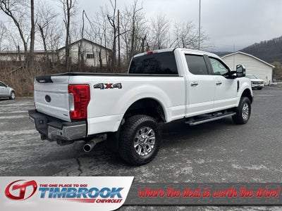 2017 Ford Super Duty F-250 SRW Lariat