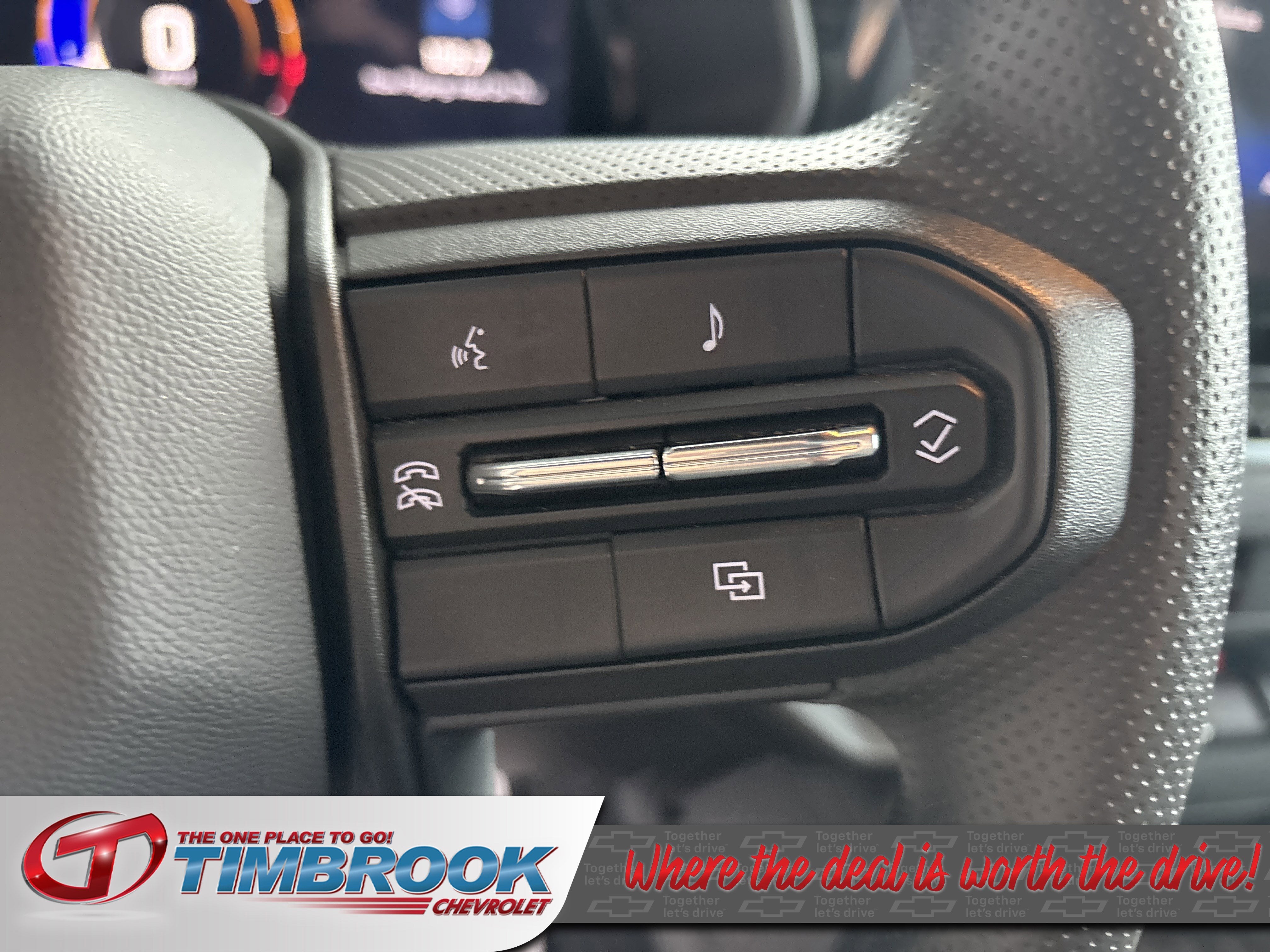 2025 Chevrolet Colorado WT/LT