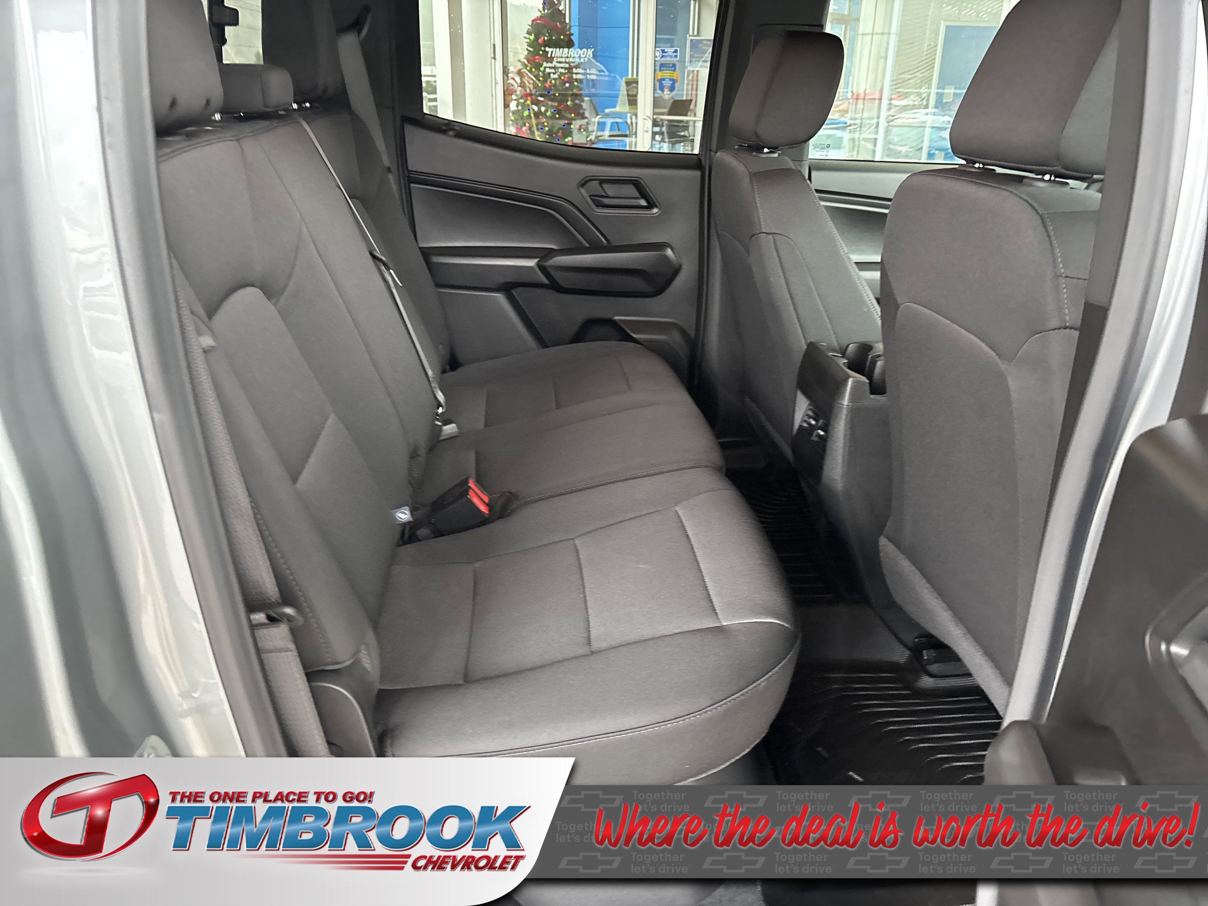 2025 Chevrolet Colorado WT/LT