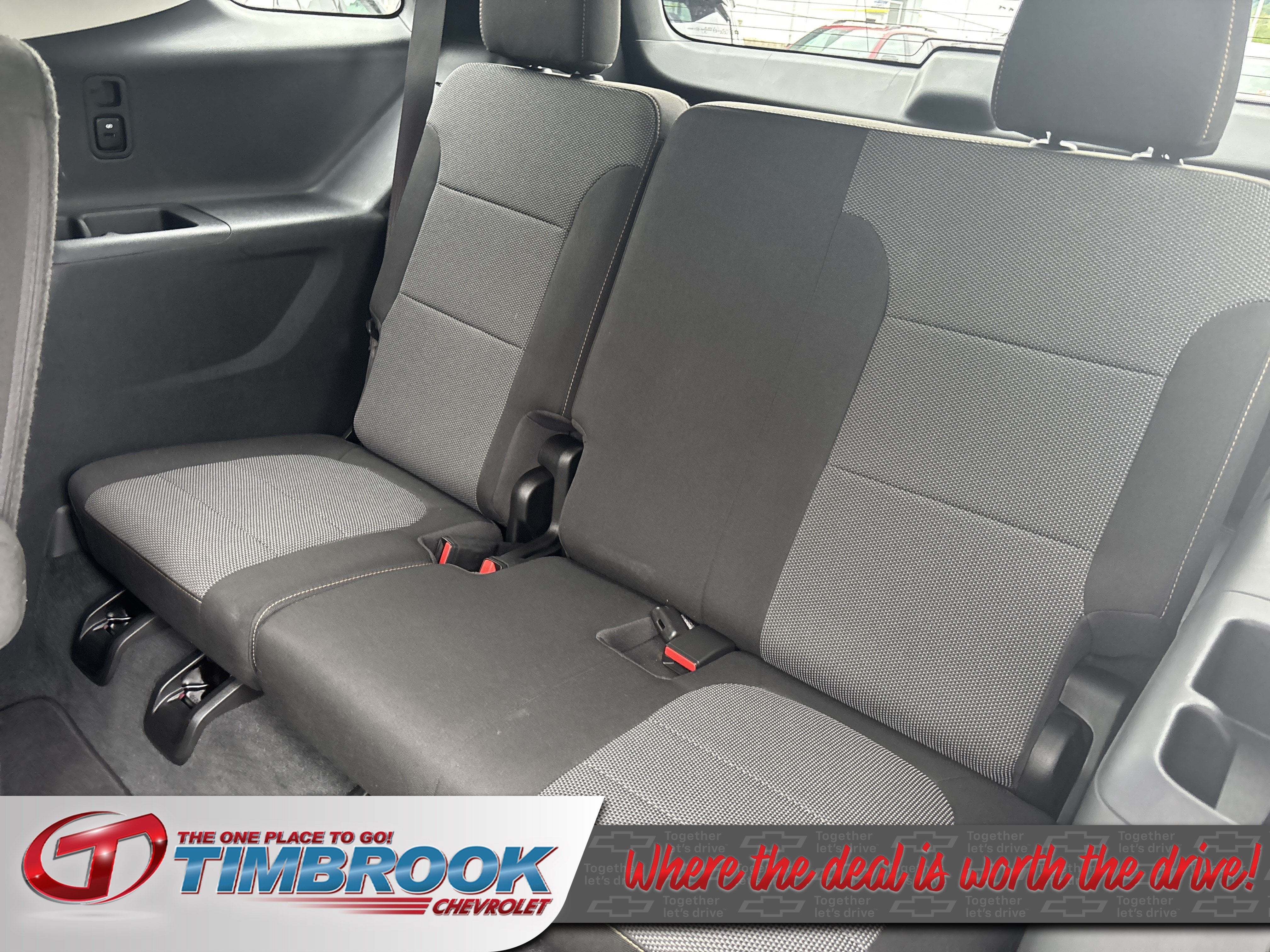 2021 Chevrolet Traverse LT Cloth