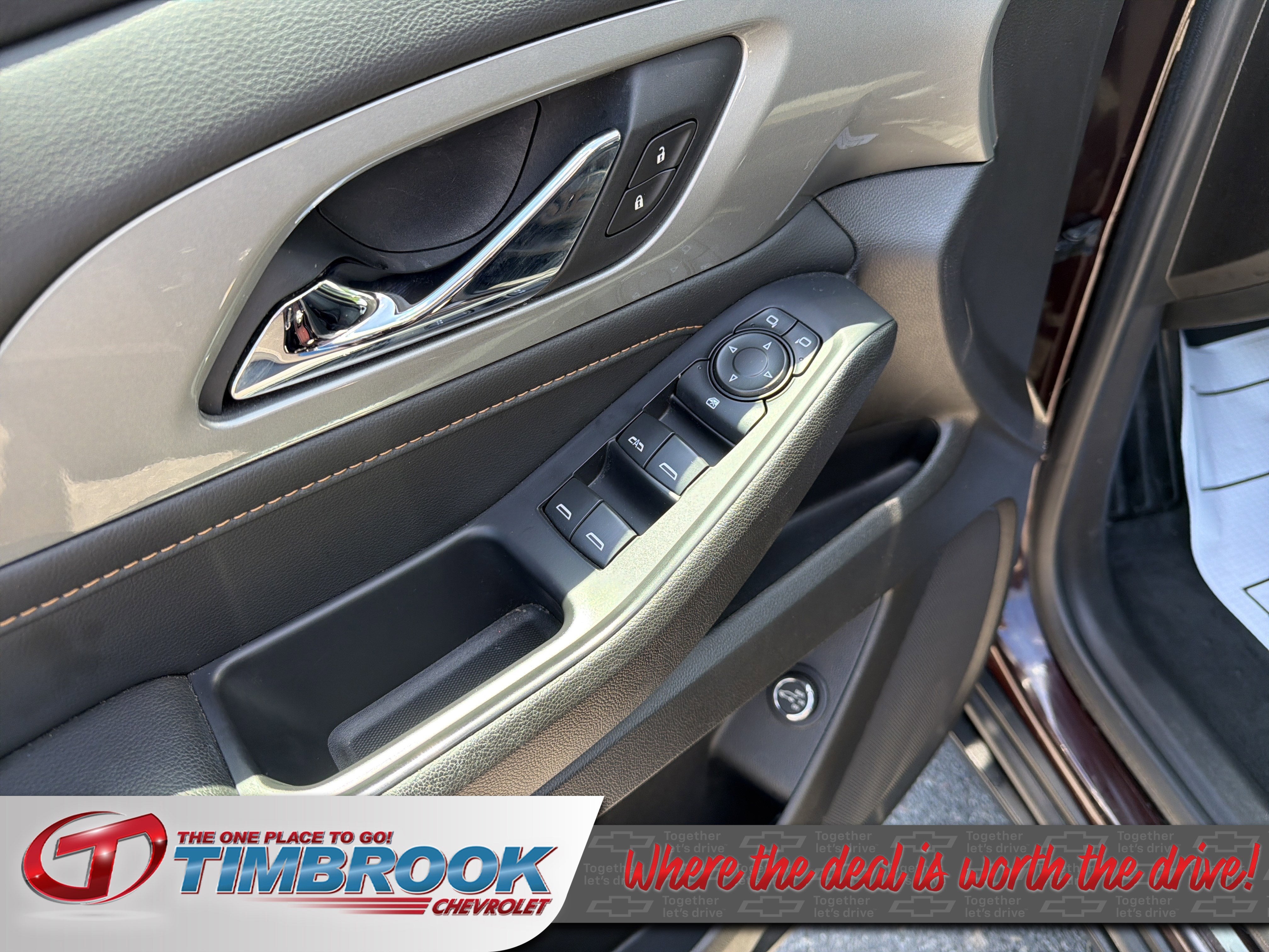 2021 Chevrolet Traverse LT Cloth