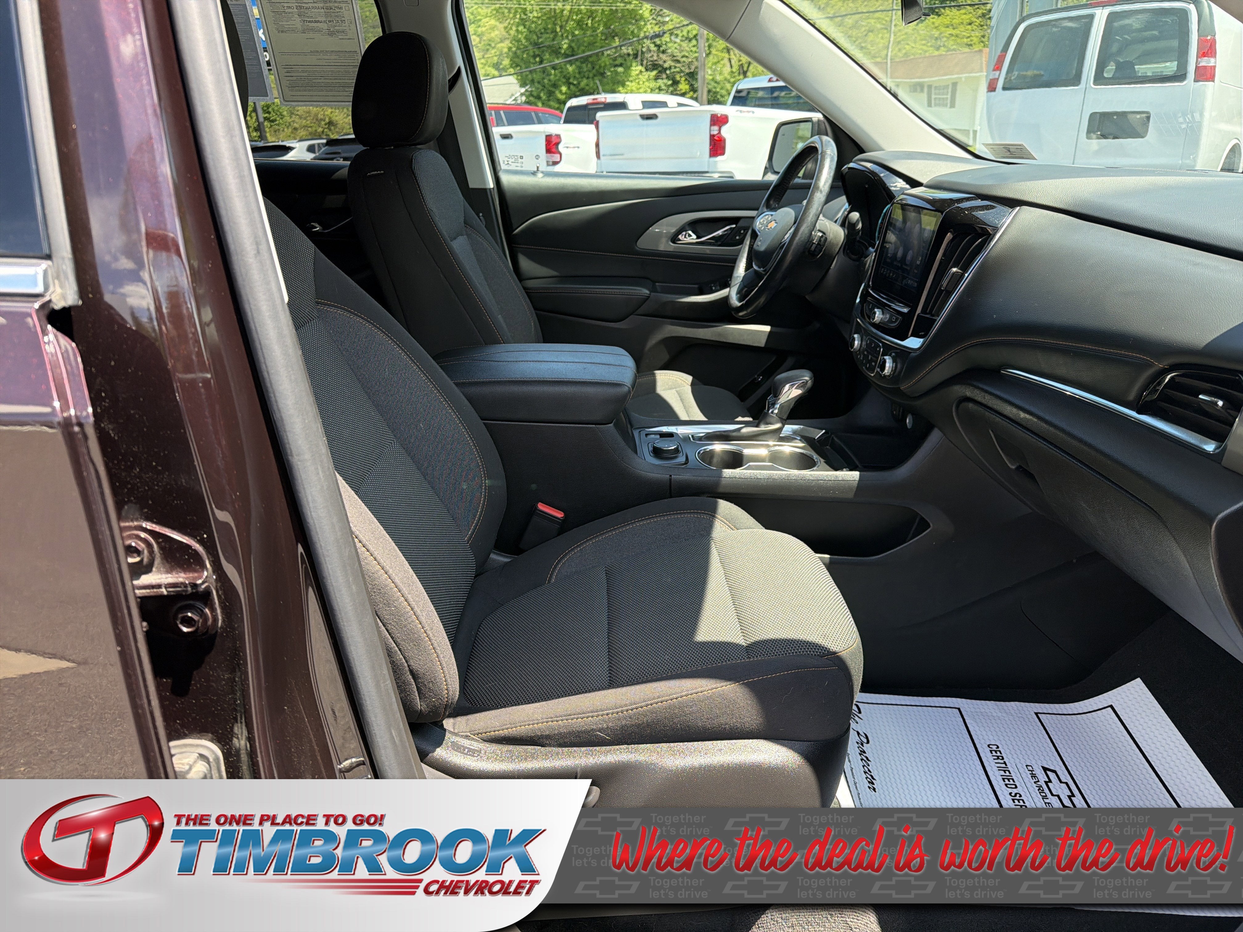 2021 Chevrolet Traverse LT Cloth