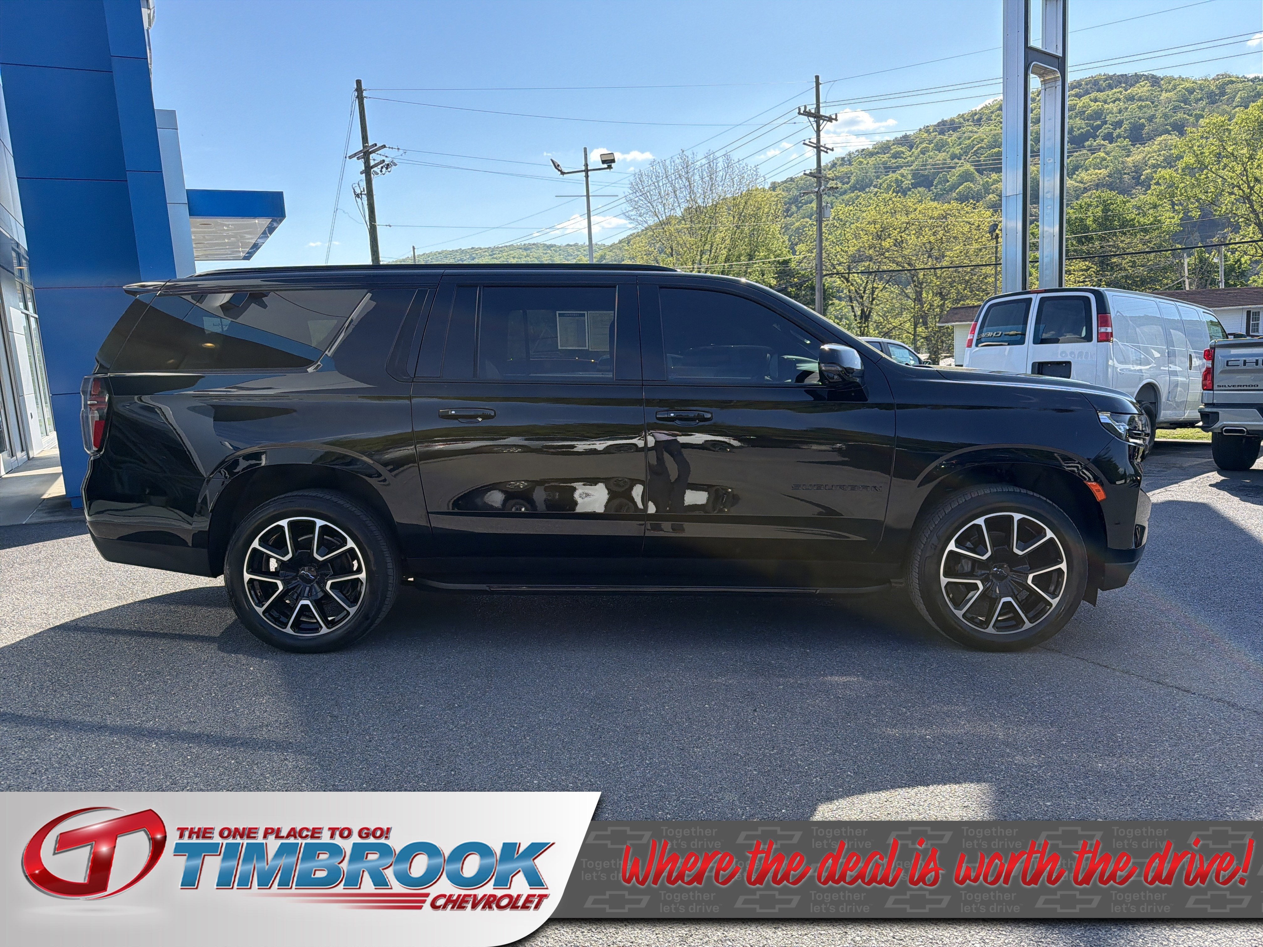 2024 Chevrolet Suburban RST