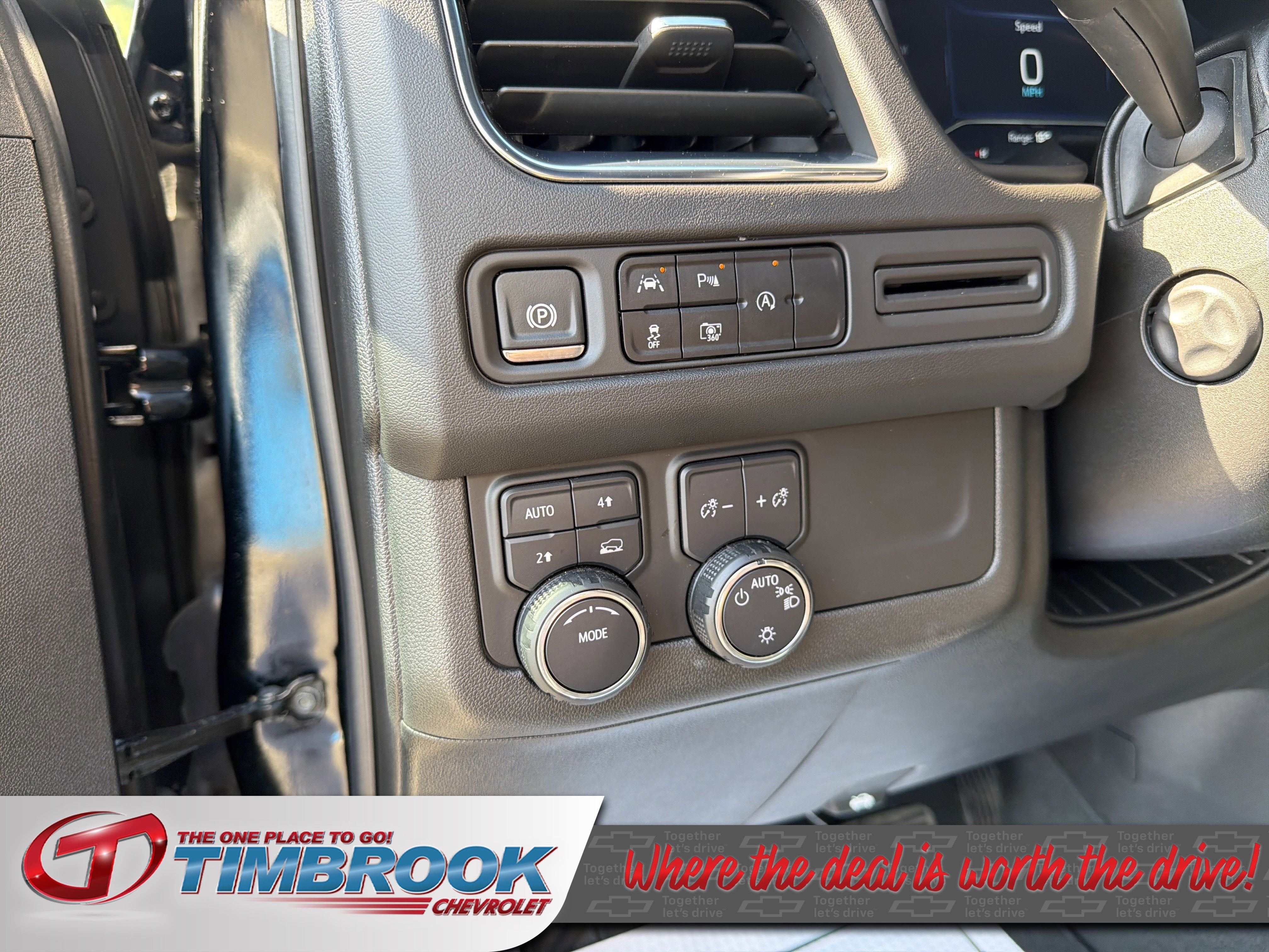 2024 Chevrolet Suburban RST