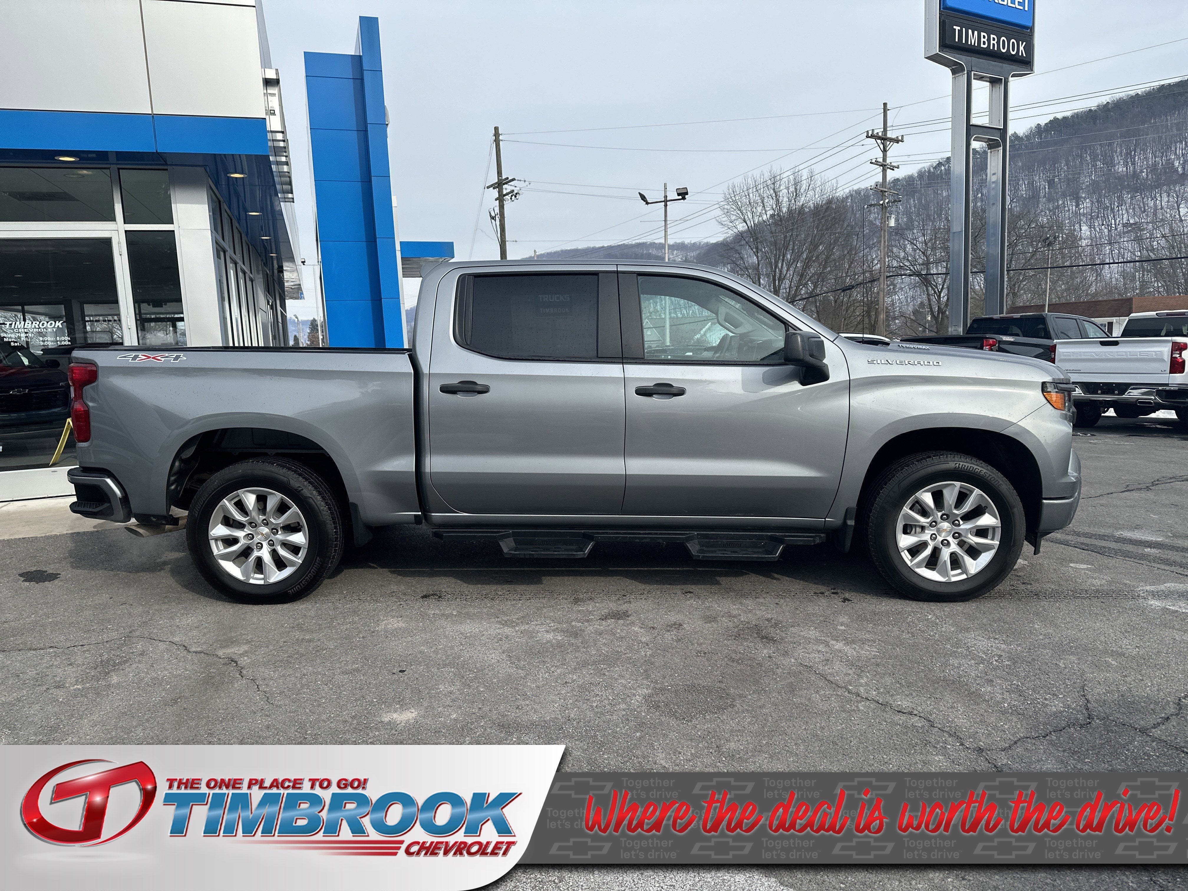 2025 Chevrolet Silverado 1500 Custom