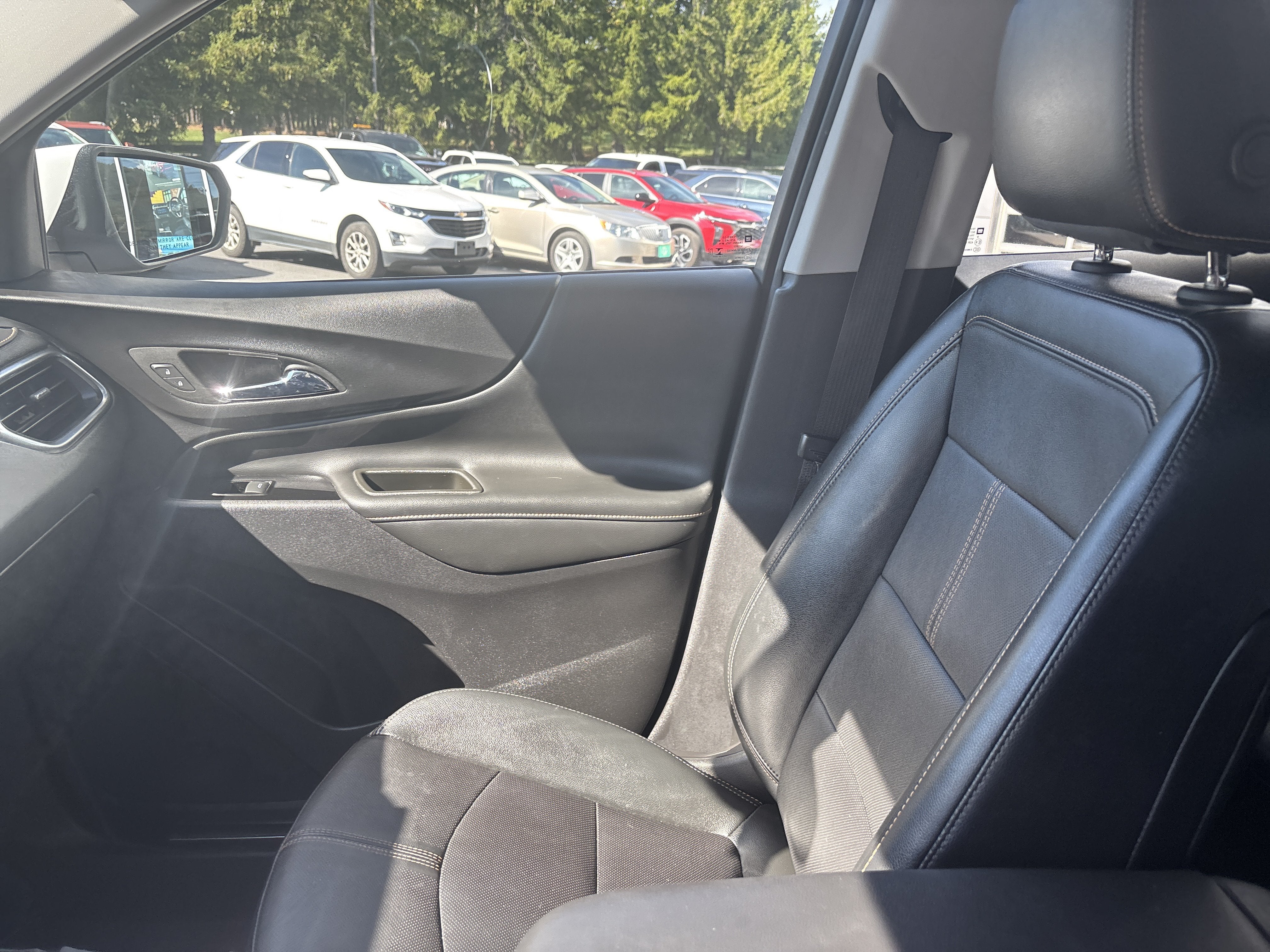 2023 Chevrolet Equinox Premier